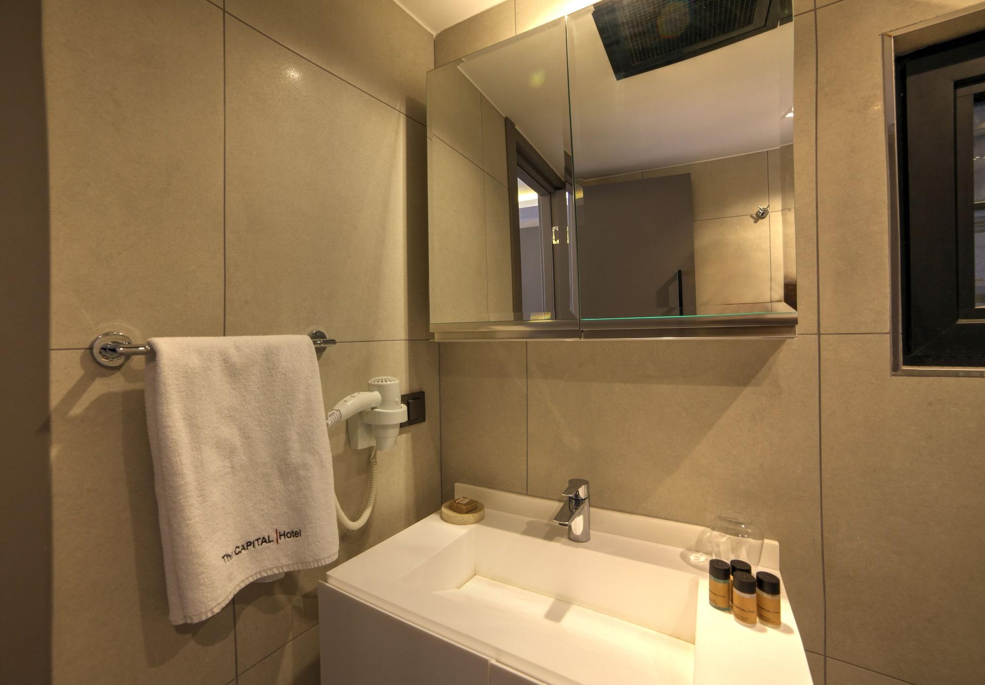 The Capital Suites Istanbul Exterior photo